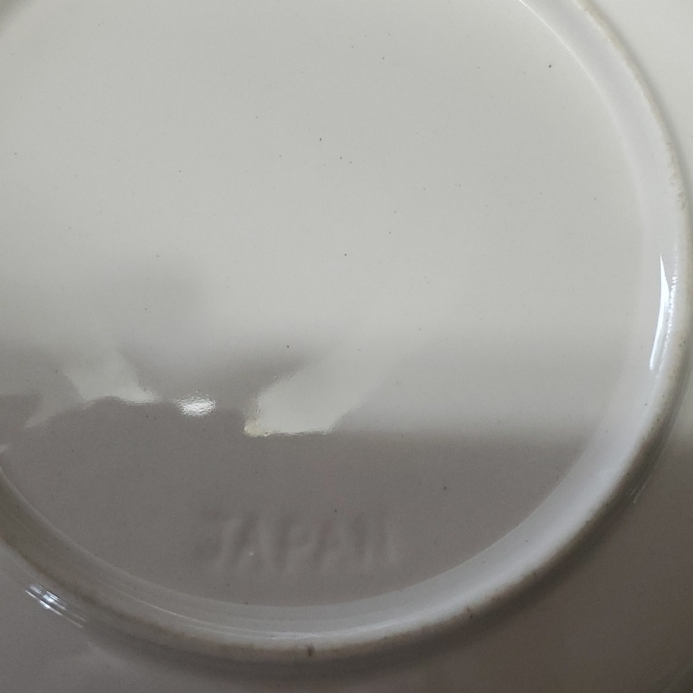 Ashtray - Picture 2 of 3